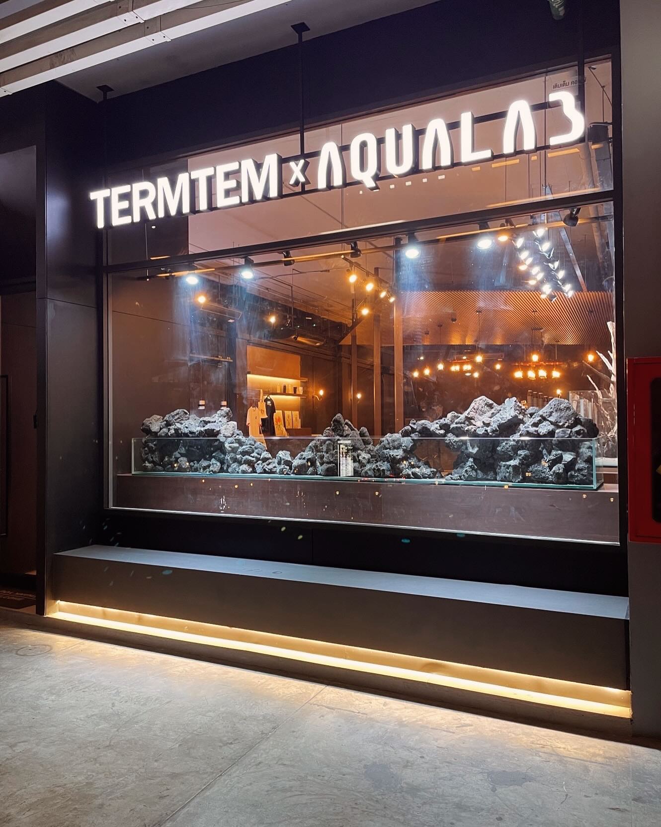 @termtemcoffee X AQUA LAB